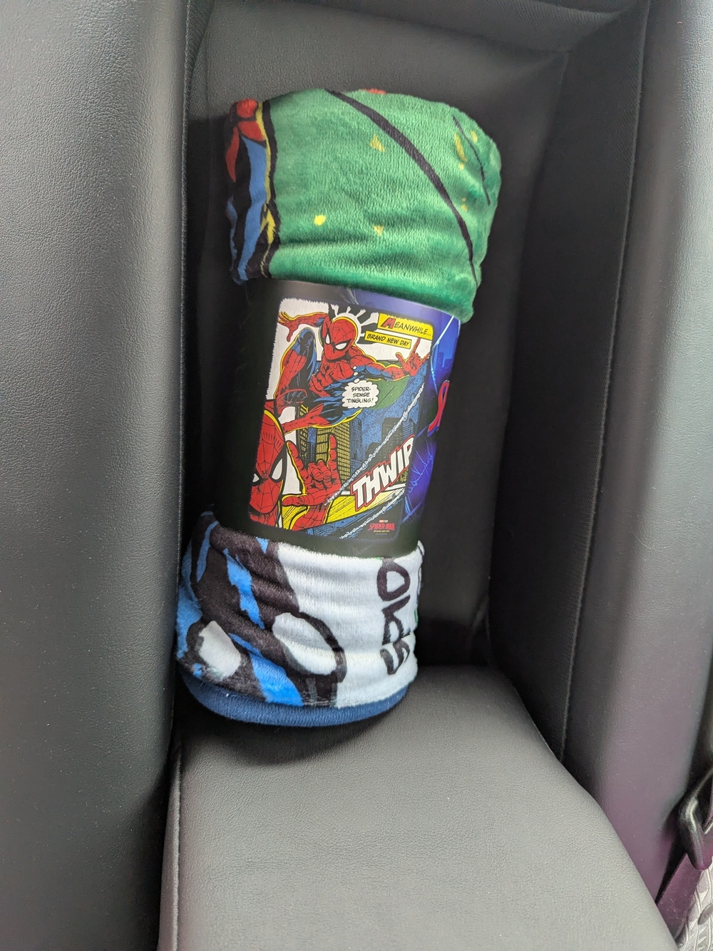Spiderman Brand New Day small throw blanket